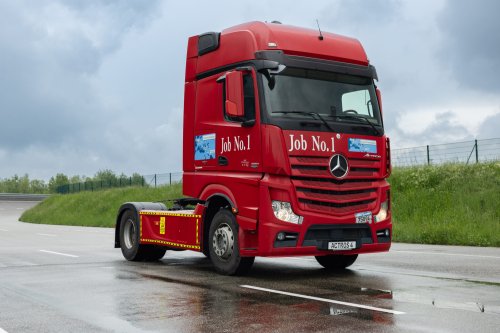 30 Jahre Actros: Mercedes-Benz Trucks verbindet Tradition und Transformation