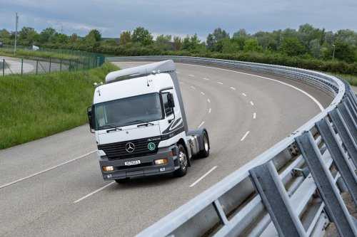 30 Jahre Actros: Mercedes-Benz Trucks verbindet Tradition und Transformation