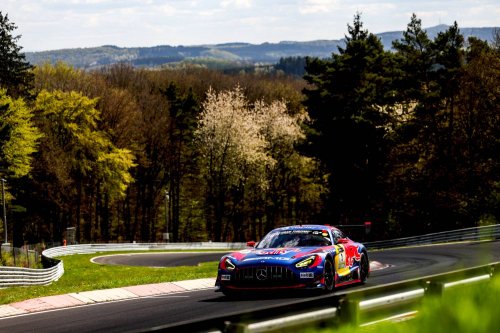 Mercedes, Mercedes-AMG greift beim 24h-Rennen am Nürburgring aus der zweiten Reihe an