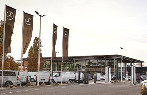 Mercedes-Benz verkauft Berliner Niederlassung an Global Auto Holdings