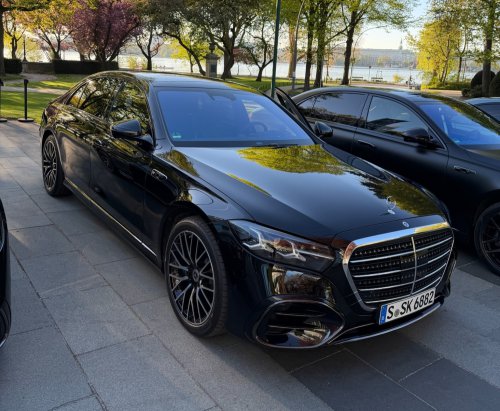 Neue reale Bilder der S-Klasse Modellpflege von Mercedes-Benz