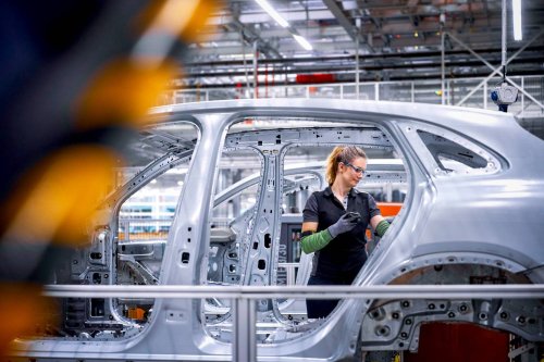 Produktionsstart des neuen elektrischen GLC im Werk Bremen