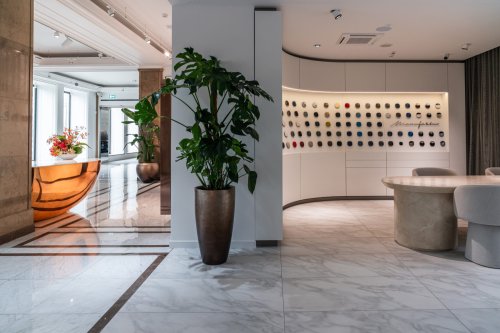 Mercedes-Maybach eröffnet erstes Maybach Atelier Europas in Warschau