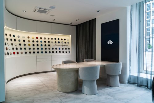 Mercedes-Maybach eröffnet erstes Maybach Atelier Europas in Warschau