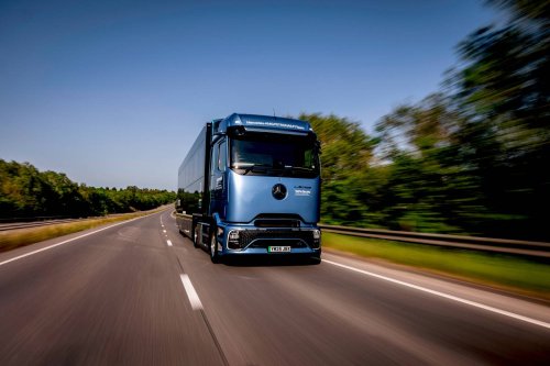 Mercedes, Mercedes-AMG F1 Team setzt in Europa auf den eActros 600