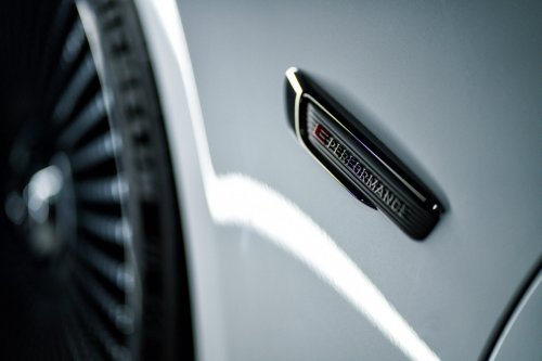 Mercedes-AMG präsentiert AMG GT 4-Türer in Polen / +Video
