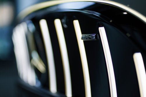 Mercedes-AMG präsentiert AMG GT 4-Türer in Polen / +Video
