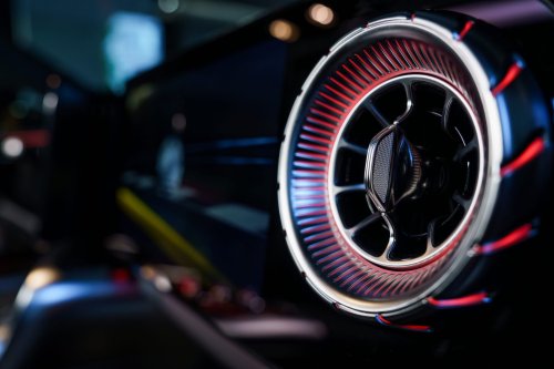 Mercedes-AMG präsentiert AMG GT 4-Türer in Polen / +Video