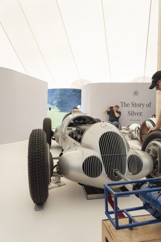 Mercedes-Benz Classic bei „The Aurora“ in Schweden