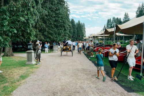 Mercedes-Benz Classic bei „The Aurora“ in Schweden