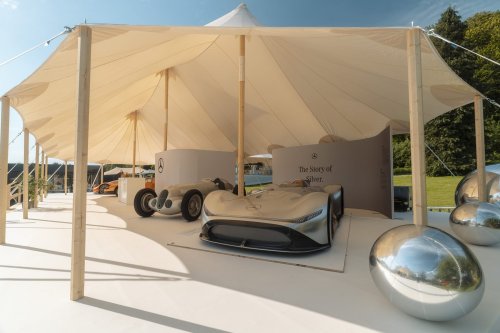 Mercedes-Benz, Mercedes-Benz Classic bei „The Aurora“ in Schweden