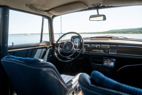 Mercedes-Benz Classic bei „The Aurora“ in Schweden