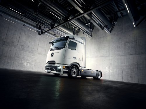 Mercedes-Benz, Mercedes-Benz Trucks bringt eActros Lowliner-Variante