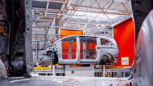 Mercedes, Mercedes startet Serienproduktion des VLE