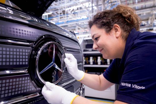 Mercedes, Mercedes startet Serienproduktion des VLE