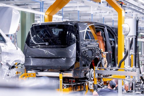 Mercedes, Mercedes startet Serienproduktion des VLE