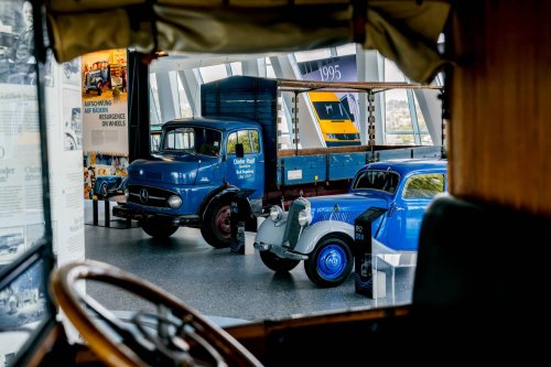 Nutzfahrzeuge im Wandel der Zeit: Mercedes-Benz Museum präsentiert Jubiläumsausstellung