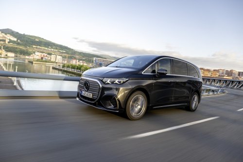 Mercedes-Benz, Mercedes-Benz Absatz ging im zweiten Quartal um sieben Prozent zurück