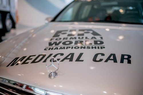 Mercedes-Benz, Mercedes-Benz C 32 AMG Official FIA F1 Medical Car von 2001