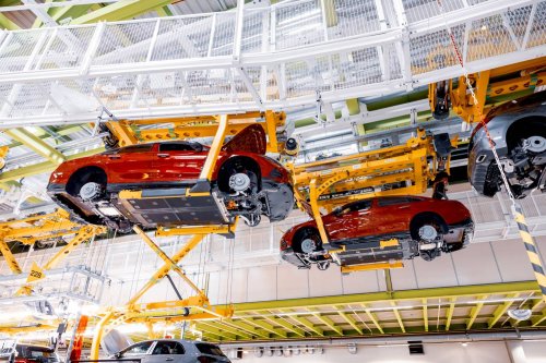Mercedes-Benz, Mercedes-Benz Werk Rastatt: Warum der Standort keine Bestandsgarantie hat