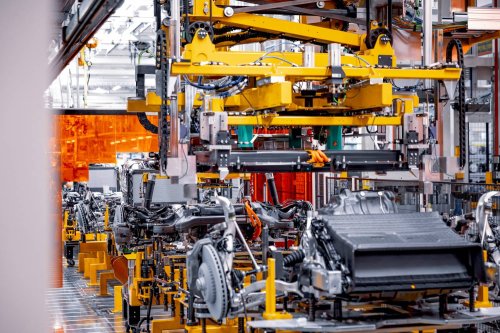Mercedes, Mercedes‘ Elektro-Hoffnung gerät ins Stocken: Lieferprobleme bremsen den neuen GLC