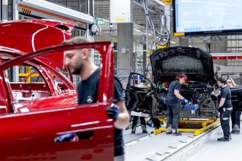 Warum Mercedes‘ Milliardenwerk jahrelang ungenutzt blieb