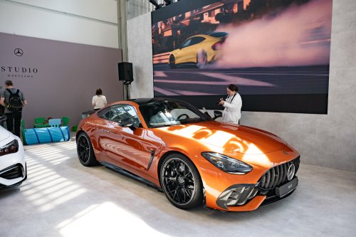 Mercedes-Benz Studio Warschau setzt auf Kultur statt klassischen Showroom