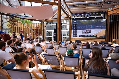 Mercedes-Benz Studio Warschau setzt auf Kultur statt klassischen Showroom