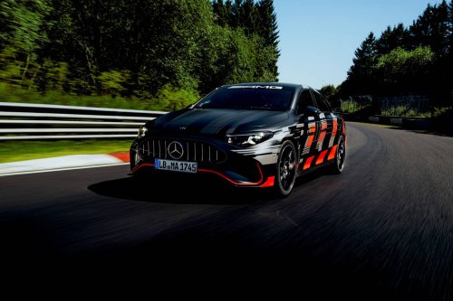 Mercedes-AMG CLA 45 4MATIC+: Neuer Klassenrekord mit 7:32,070 Minuten auf der Nordschleife