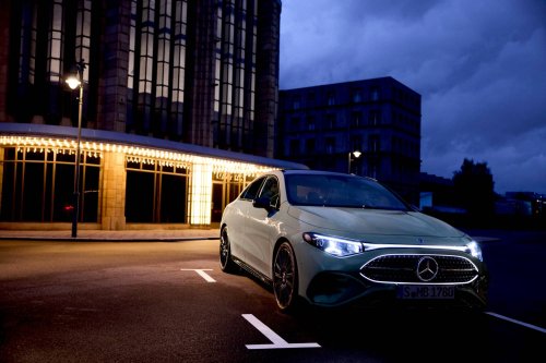 Mercedes-Benz, Mercedes-Benz CLA, Mercedes-Benz CLA Coupé: Hybrid-Lager gut gefüllt, Elektro bleibt knapp