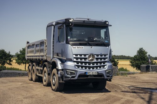 Mercedes, Fahrtest: Wie der Mercedes eArocs 400 den Bau erobert