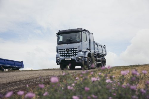 Fahrtest: Wie der Mercedes eArocs 400 den Bau erobert