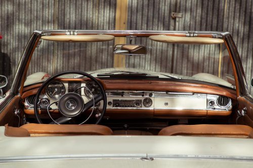 Mercedes-Benz, Designed for long drives, the 1965 Mercedes-Benz 230SL balanced comfort and speed