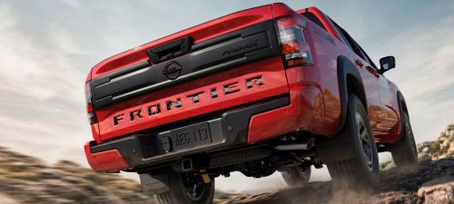 New Nissan Frontier Honors America with Patriotic Badge, but It's Limited to 2500 Pro-4X Trucks