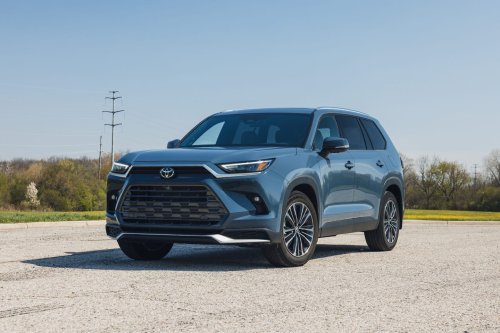 View Photos of the 2026 Toyota Grand Highlander Platinum Hybrid Max