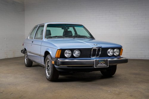 Somehow, This 1977 BMW 320i Was Driven Just 9000 Miles in 49 Years