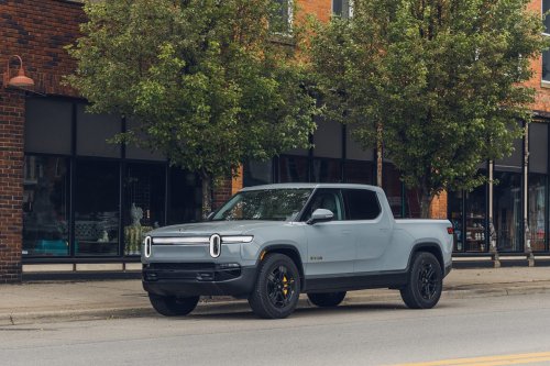 Rivian Axed Its Least Expensive R1T and R1S Models, Effectively Raising Their Base Prices by $7000