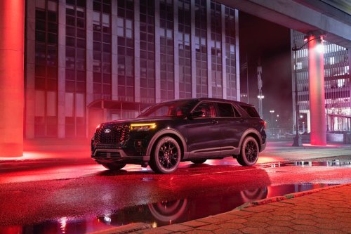 2027 Ford Explorer ST Gets Moody New Blackout Option Called the Sinister Package