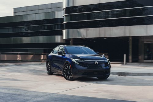 See Exterior Pics of the 2026 Nissan Leaf Platinum+