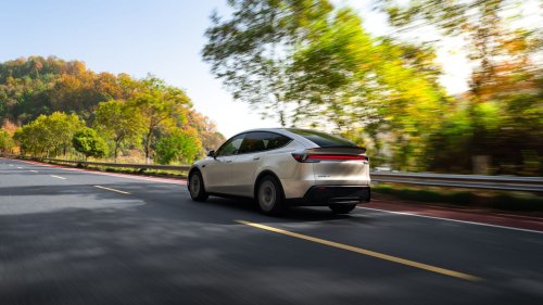 View Photos of the 2027 Tesla Model Y L