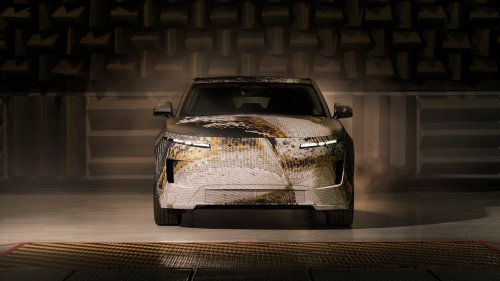 View Photos of the Land Rover Range Rover GT