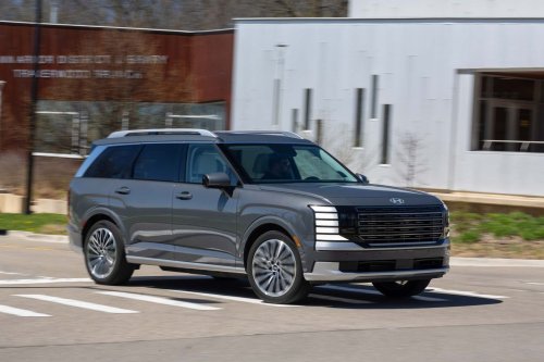 Our 2026 Hyundai Palisade Hybrid Is Bear-Proof!