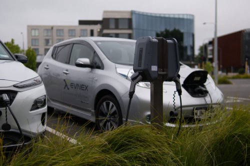 The Most Important EV News: Five-Minute Charging