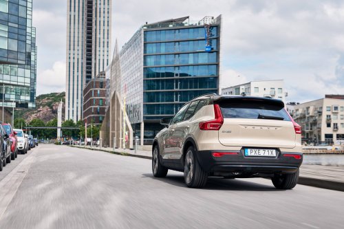 2026 Volvo EX40