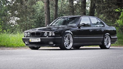 The 4 Super Sedans That Started Germany’s Horsepower War
