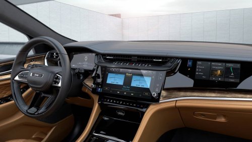 The 2026 Jeep Grand Cherokee Is A Big SUV Trying To Be Luxurious