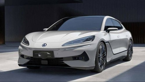 BYD's 5-Minute Flash Chargers Could Make Tesla Look Slow And Expensive