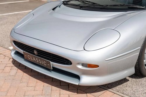 The Sultan Of Brunei’s Jaguar XJ220 Is Up For Sale With Just 2,646 Miles