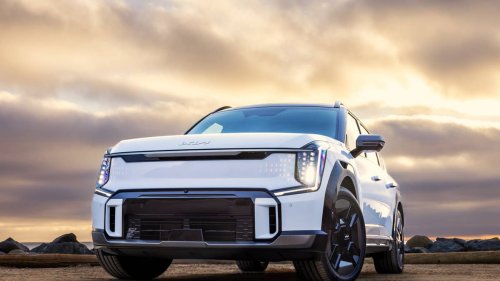 Kia’s EV9 June Lease Deals Are Here, and They’re Hard to Ignore