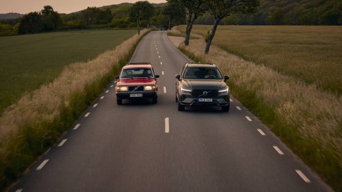 Volvo XC60 Plug-In Hybrid Could Top 100 Miles Of Electric Range